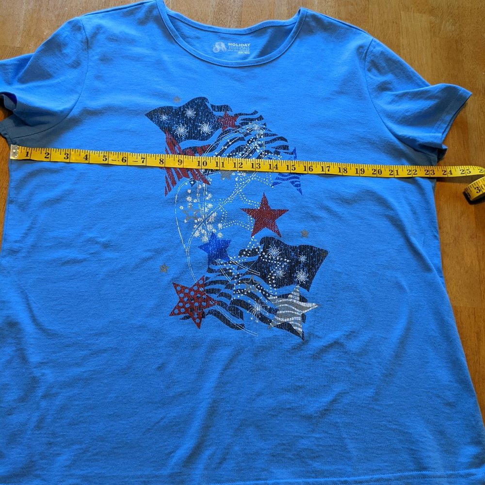 Basic Editions Shorts & 4th of July Top Women's; Tan Shorts XL/Blue Top XXL - Picture 11 of 11